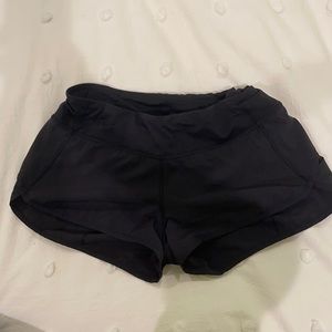 Women’s Lululemon Speed Up Low Rise Short 2.5”